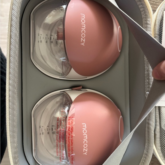 Pink Breast Pump and case - Picture 2 of 12